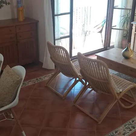 Apartment Atlantika, Solo Familias O Parejas