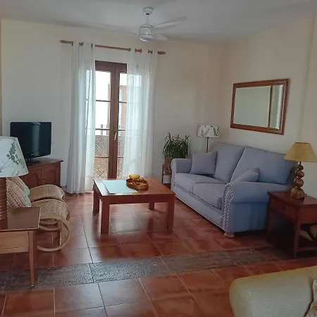 Atlantika, Solo Familias O Parejas Apartment *