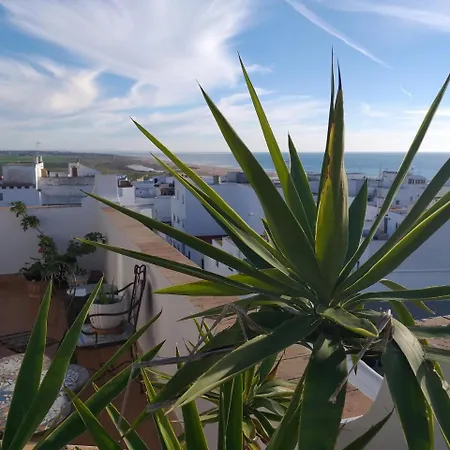 Atlantika, Solo Familias O Parejas Apartment